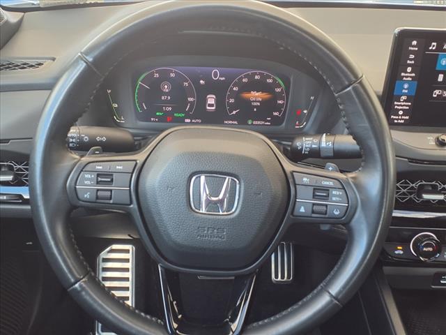 Photo of 2023 Lunar Silver Metallic Honda Accord Hybrid