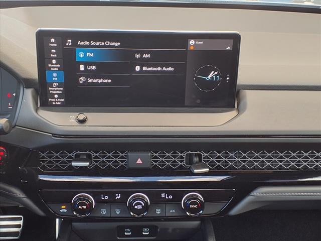 Photo of 2023 Lunar Silver Metallic Honda Accord Hybrid