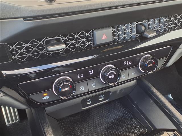 Photo of 2023 Lunar Silver Metallic Honda Accord Hybrid