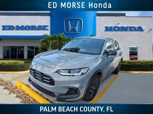 Photo of 2025 Urban Gray Pearl Honda HR-V