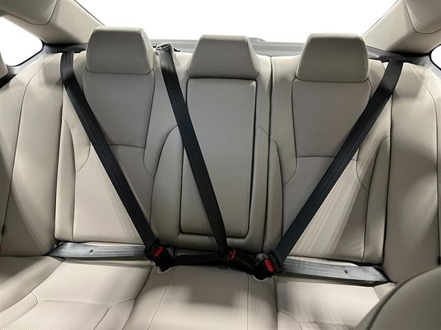 Photo of 2025 Platinum White Pearl Honda Accord Hybrid