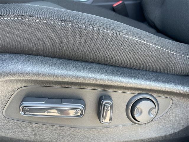 Photo of 2026 Solar Silver Metallic Honda CR-V