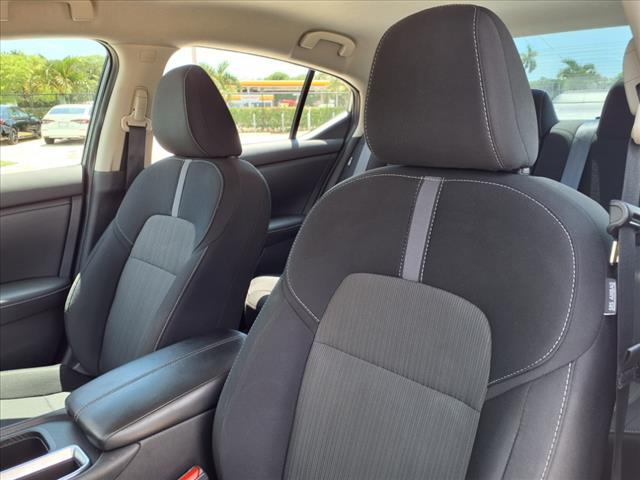 Photo of 2022 Gun Metallic Nissan Sentra