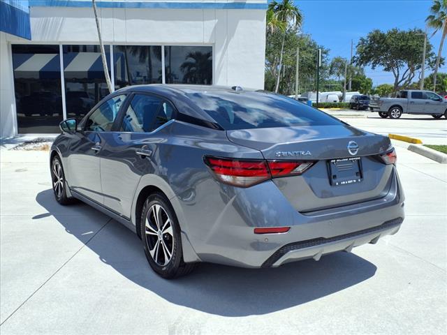 Photo of 2022 Gun Metallic Nissan Sentra