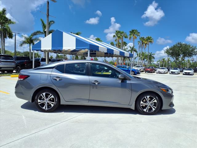 Photo of 2022 Gun Metallic Nissan Sentra