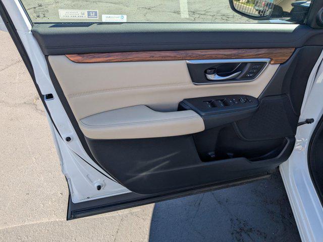 Photo of 2020 Platinum White Pearl Honda CR-V