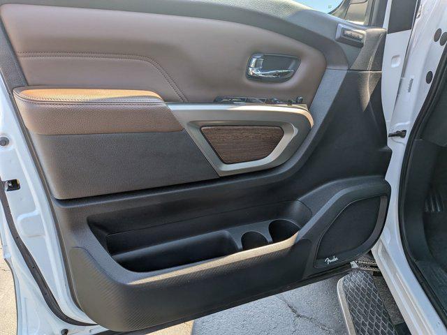 Photo of 2021 Pearl White Nissan Titan