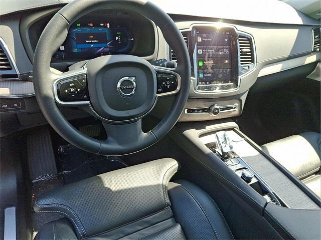 Photo of 2024 Denim Volvo XC90 Recharge Plug-In Hybrid