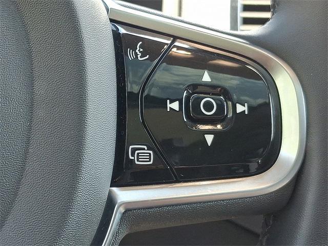 Photo of 2024 Denim Volvo XC90 Recharge Plug-In Hybrid