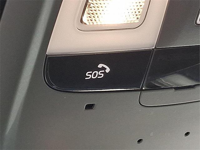 Photo of 2022 Fusion Red Metallic Volvo XC40 Recharge Pure Electric