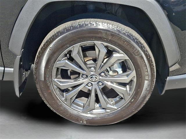 Photo of 2024 Magnetic Gray Metallic Toyota RAV4 Hybrid