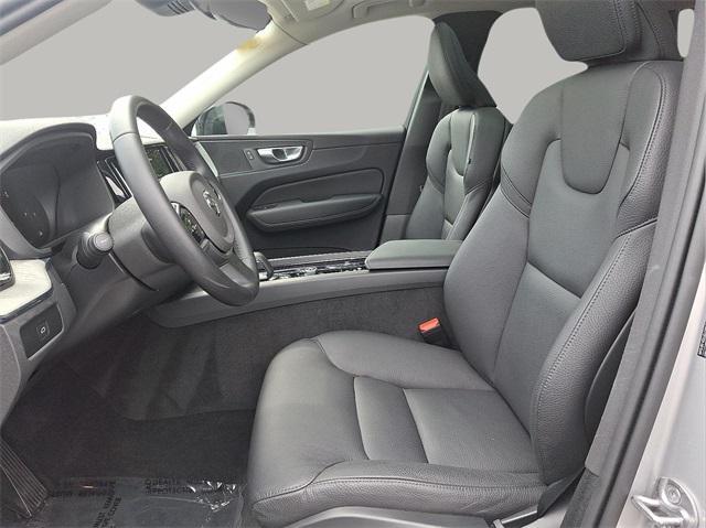 Photo of 2025 Silver Volvo XC60