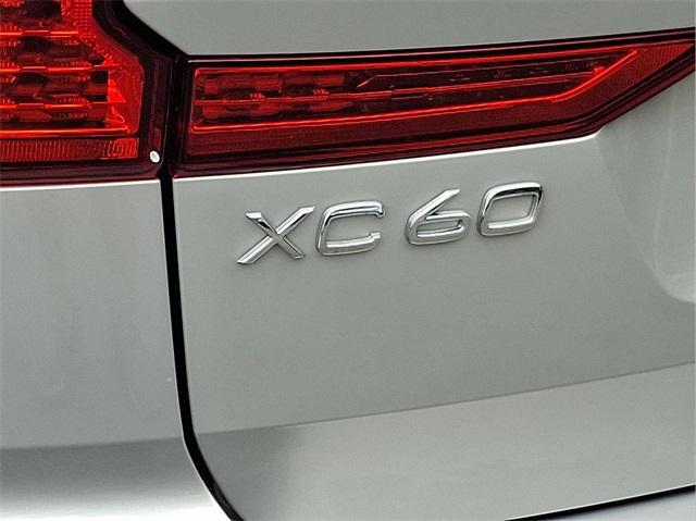Photo of 2025 Silver Volvo XC60