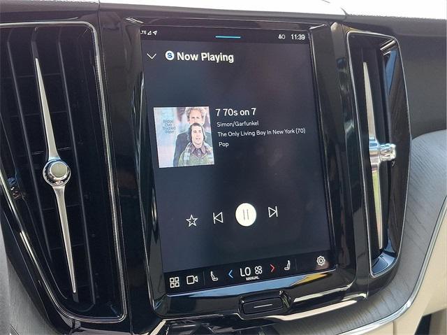 Photo of 2024 Vapour Volvo XC60 Recharge Plug-In Hybrid