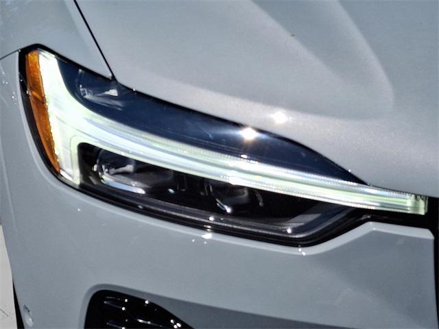 Photo of 2024 Vapour Volvo XC60 Recharge Plug-In Hybrid