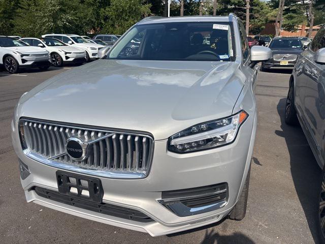 Photo of 2025 Silver Volvo XC90