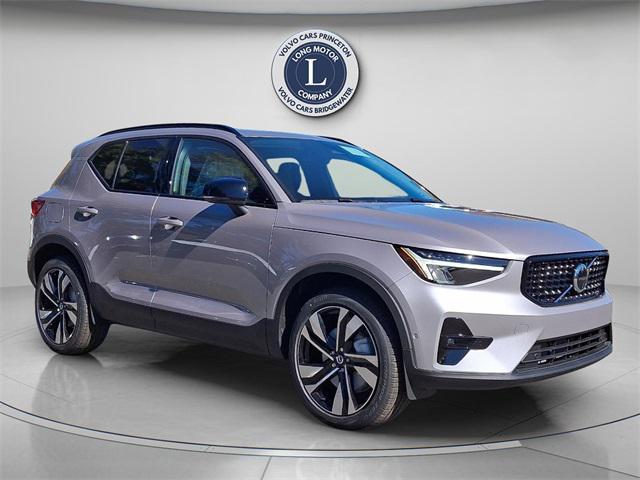 Photo of 2026 Aurora Silver Volvo XC40