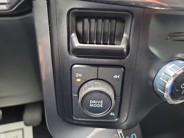 Photo of 2023 Carbonized Gray Metallic Ford F-150