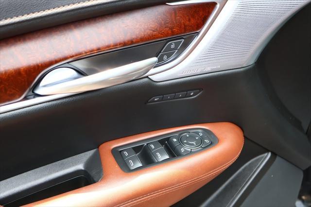 Photo of 2023 Stellar Black Metallic Cadillac XT5