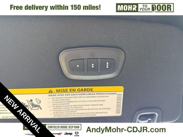 Photo of 2024 Bright White Chrysler Pacifica