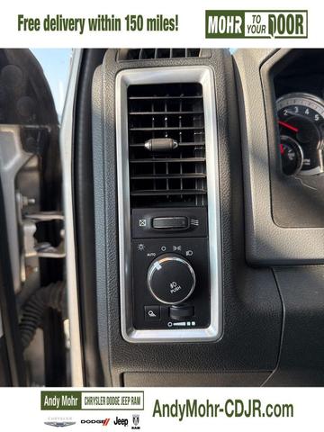 Photo of 2015 Bright Silver Metallic Clearcoat RAM 2500