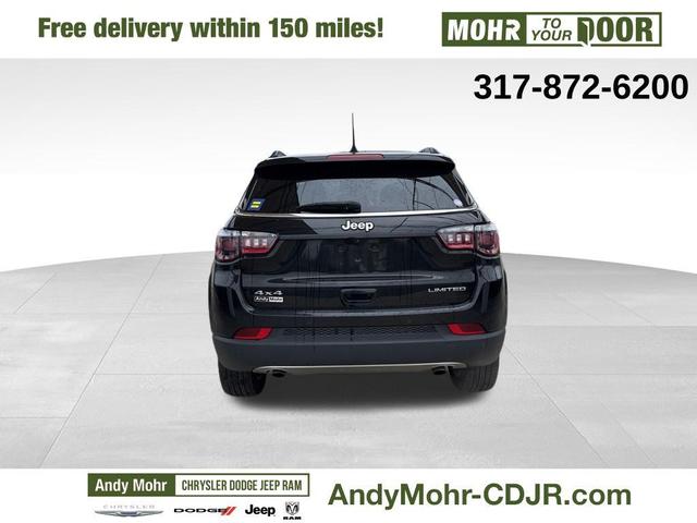 Photo of 2023 Diamond Black Crystal Pearlcoat Jeep Compass