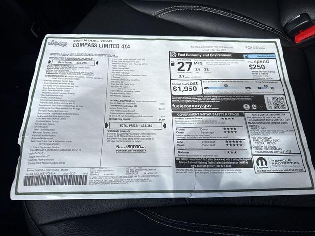 Photo of 2025 Red Hot Pearlcoat Jeep Compass