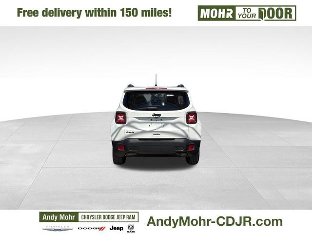 Photo of 2019 Alpine White Clearcoat Jeep Renegade