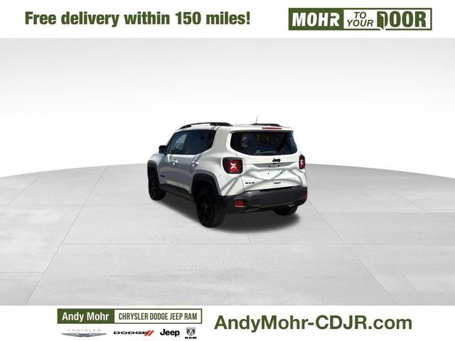 Photo of 2019 Alpine White Clearcoat Jeep Renegade