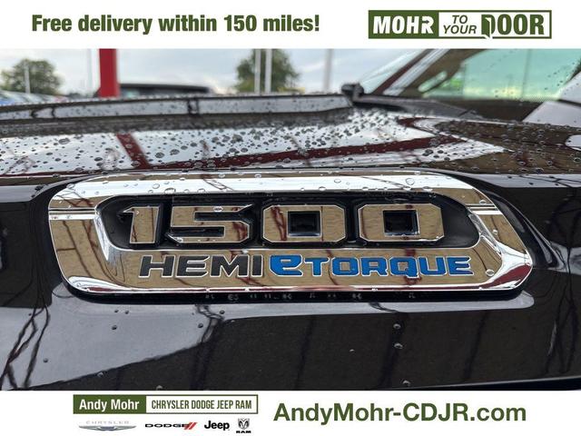 Photo of 2023 Diamond Black Crystal Pearlcoat RAM 1500