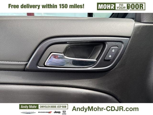 Photo of 2020 White Frost Tricoat GMC Yukon