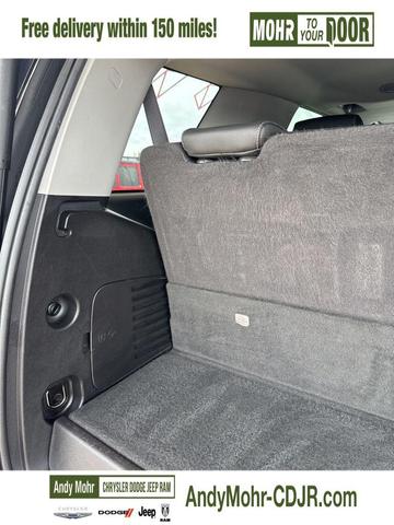 Photo of 2020 White Frost Tricoat GMC Yukon