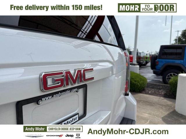 Photo of 2020 White Frost Tricoat GMC Yukon