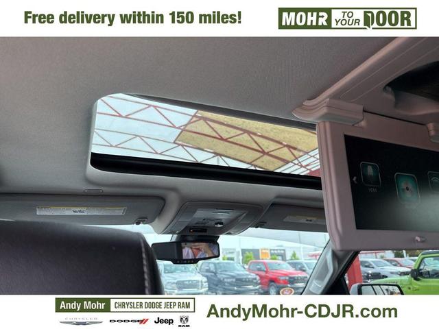 Photo of 2020 White Frost Tricoat GMC Yukon