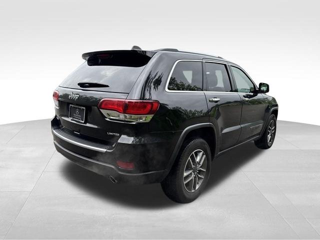 Photo of 2020 Diamond Black Jeep Grand Cherokee