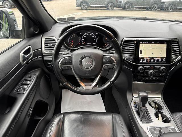 Photo of 2020 Diamond Black Jeep Grand Cherokee