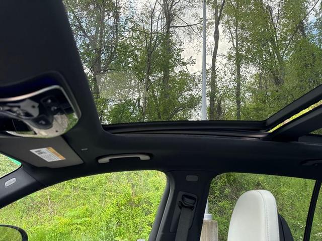 Photo of 2025 Starling Blue Metallic Mercedes-Benz GLC 300