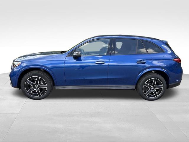 Photo of 2025 Starling Blue Metallic Mercedes-Benz GLC 300