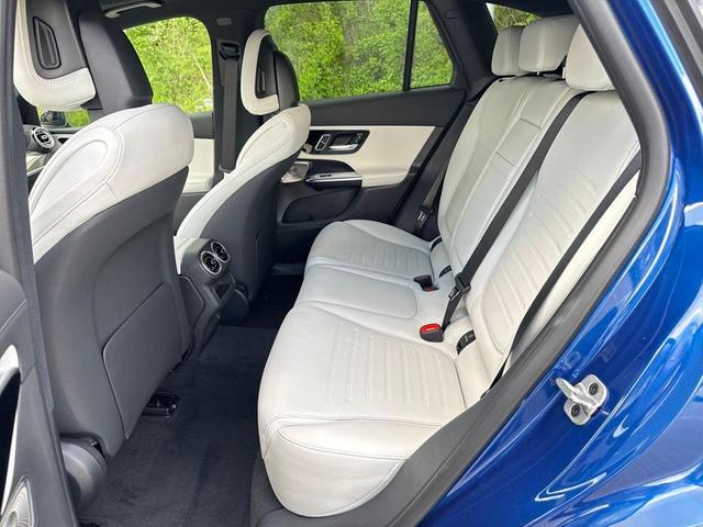 Photo of 2025 Starling Blue Metallic Mercedes-Benz GLC 300