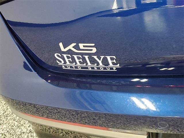 Photo of 2025 Blue Kia K5
