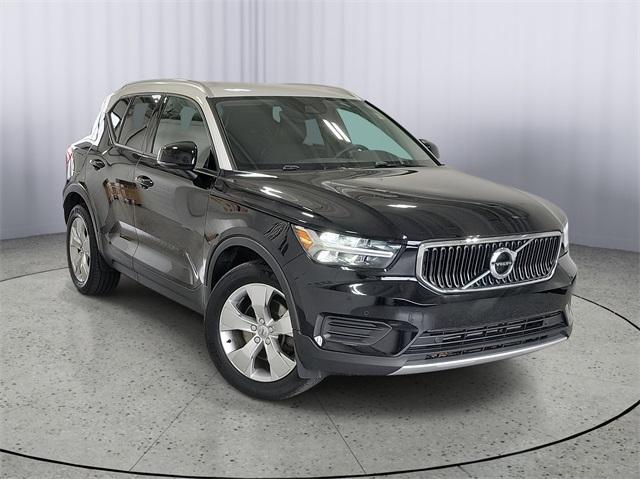 2020 Volvo XC40
