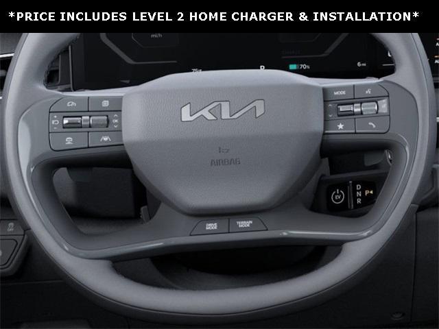 Photo of 2026 Glacial White Pearl Kia EV9