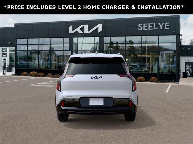 Photo of 2026 Glacial White Pearl Kia EV9