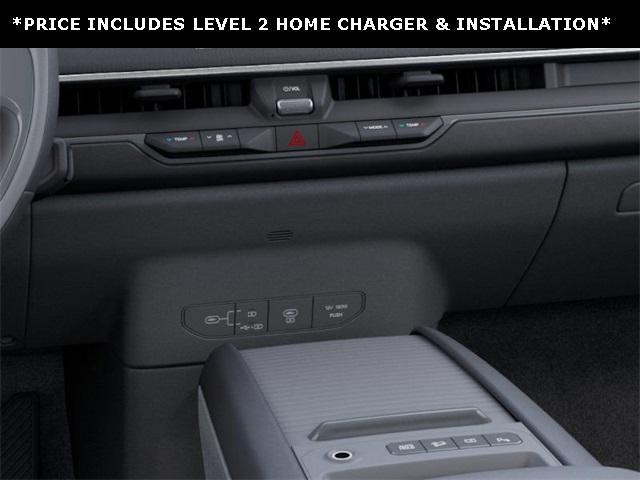 Photo of 2026 Glacial White Pearl Kia EV9