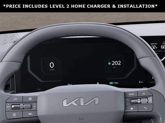 Photo of 2026 Glacial White Pearl Kia EV9