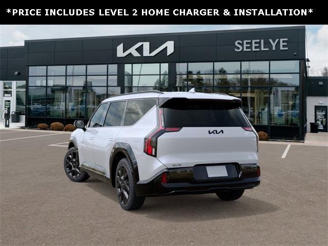 Photo of 2026 Glacial White Pearl Kia EV9