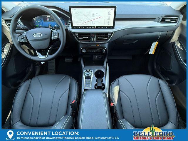 Photo of 2025 Gray Ford Escape