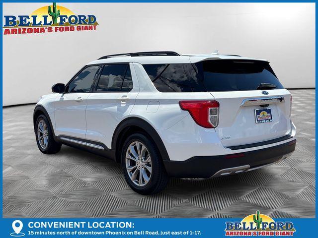 Photo of 2021 Star White Ford Explorer