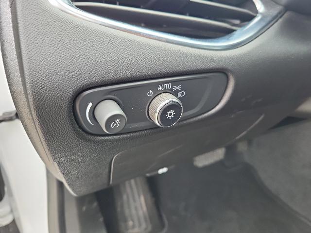 Photo of 2024 Summit White Chevrolet Malibu