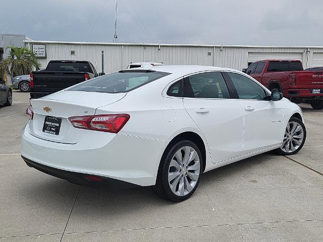 Photo of 2024 Summit White Chevrolet Malibu
